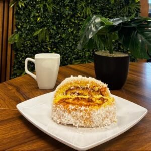 Rocambole Pedaço / Roll Cake Slice