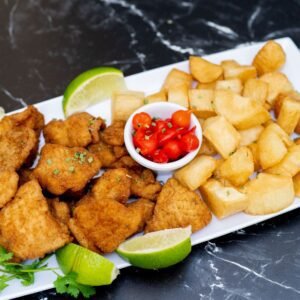 Frango a Passarinho / Brazilian Fried Chicken