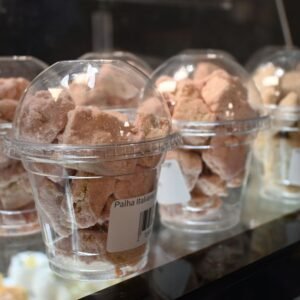 Palha Italiana / Brazilian chocolate fudge and broken tea cookies